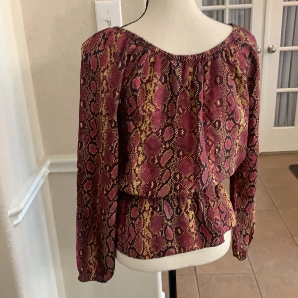 Michael Kors burgundy & blacks skin print peplum silk top Size XS